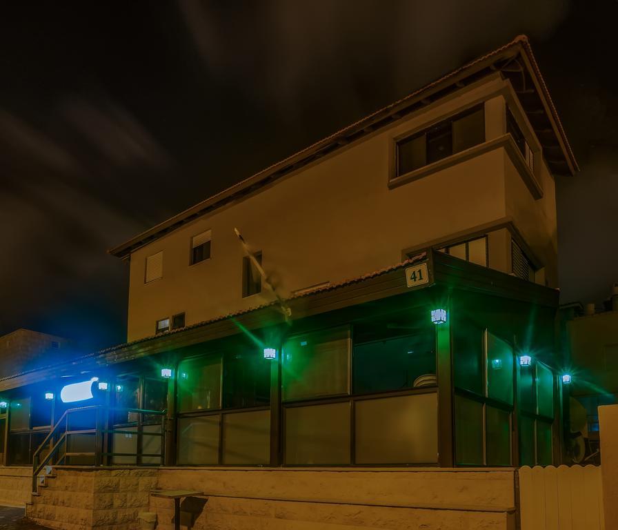 Amigo Hotel On The Beach Nahariya Eksteriør billede